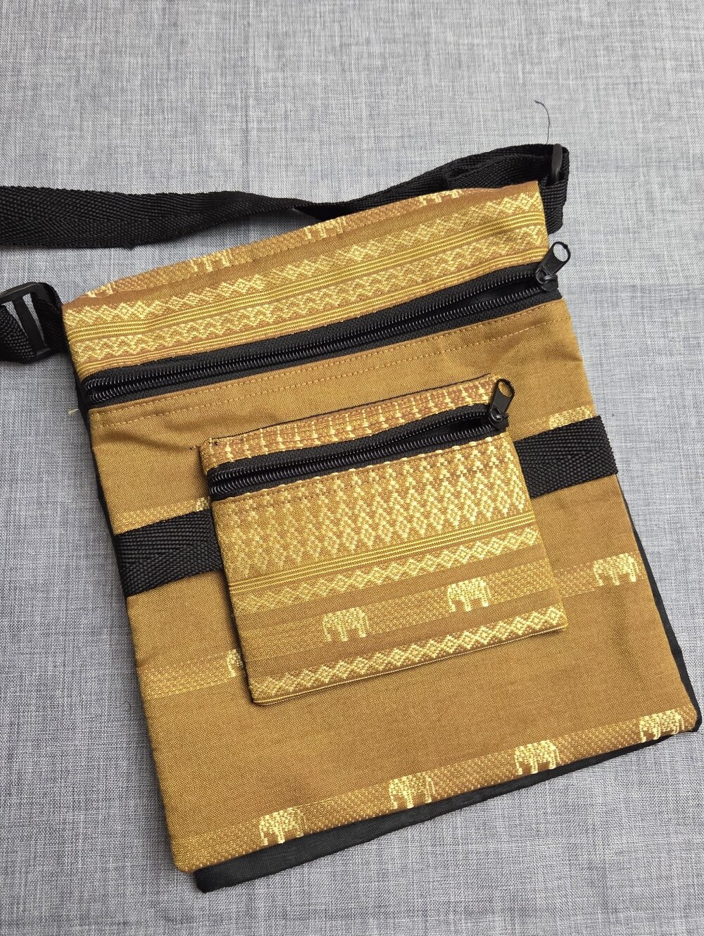 Unbranded Crossbody Gold With Elephant Print Multiple Pockets With Zippers
